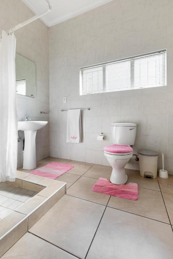 Casas Navio Guest House 约翰内斯堡 外观 照片